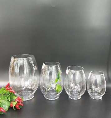 Glass vase